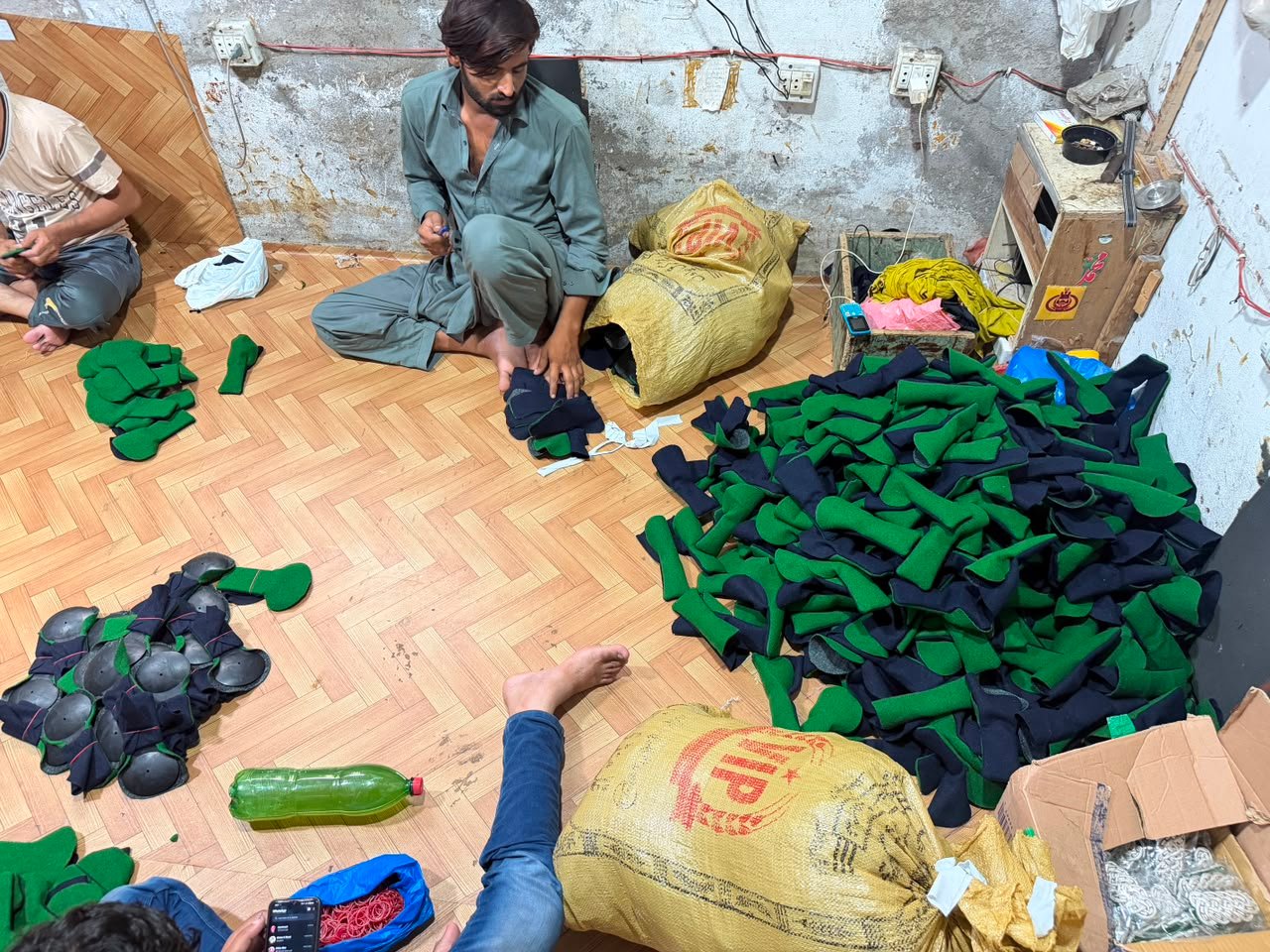 Regalia Embroidery factory floor photo 49